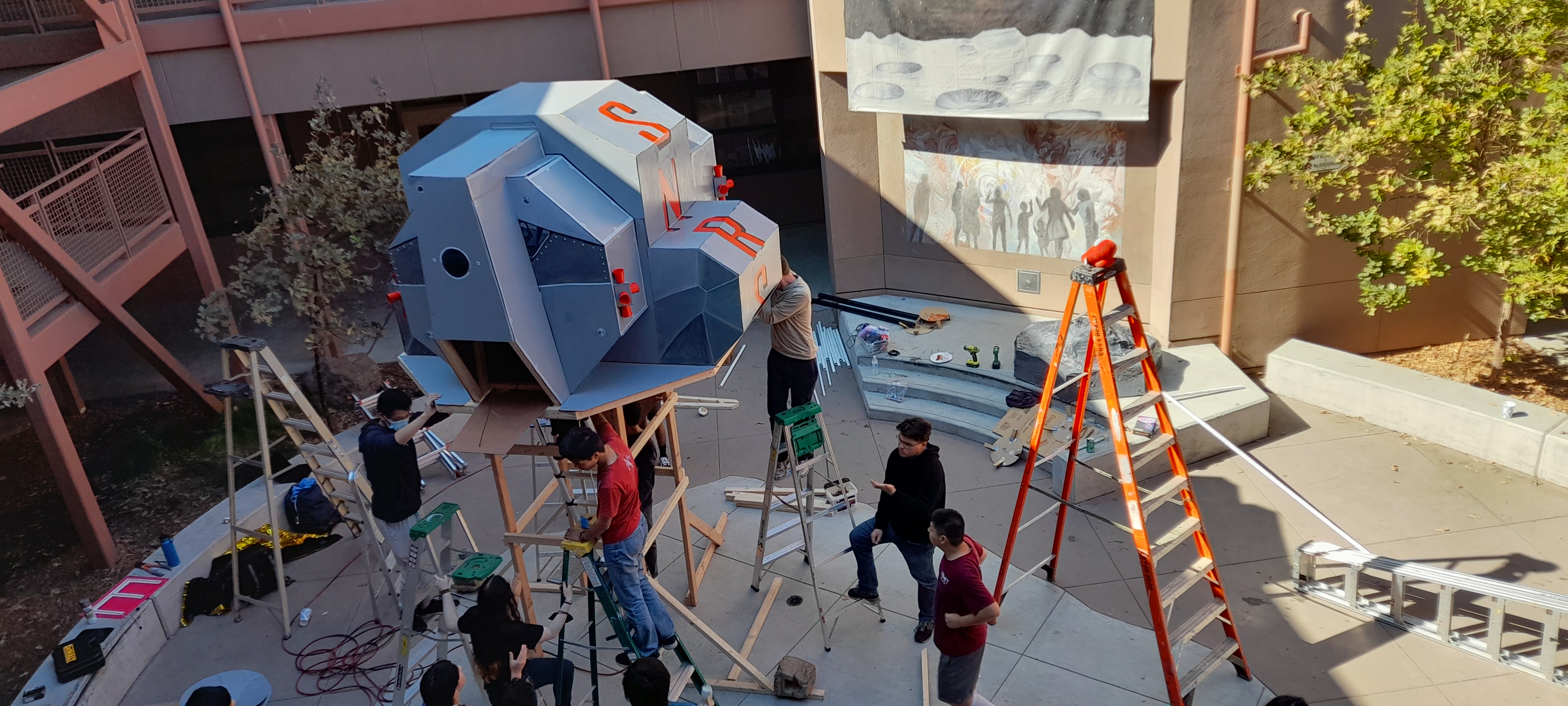 Senior Floats - image 2